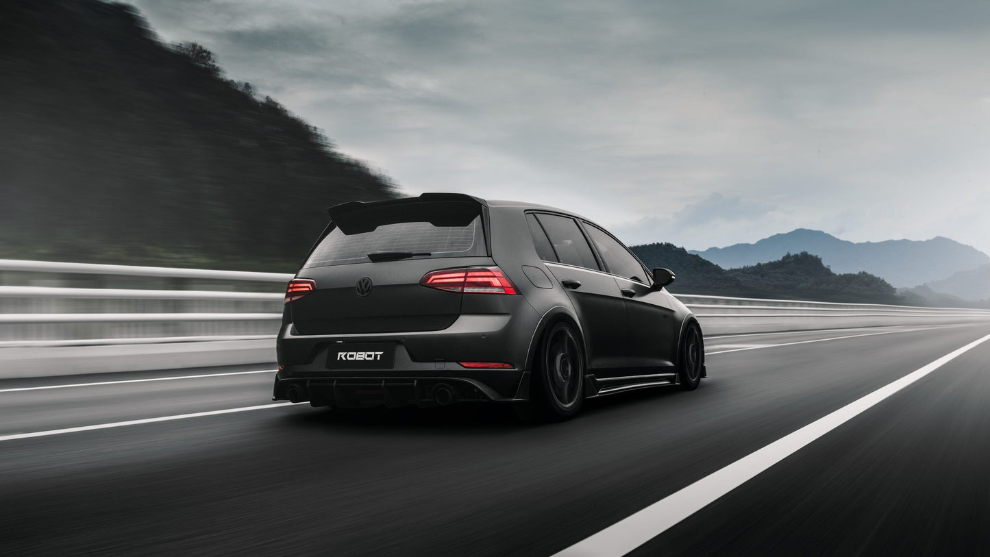 ROBOT - VOLKSWAGEN GOLF GTI / GOLF R (MK7 / MK7.5) CARBON FIBRE SIDE SKIRTS