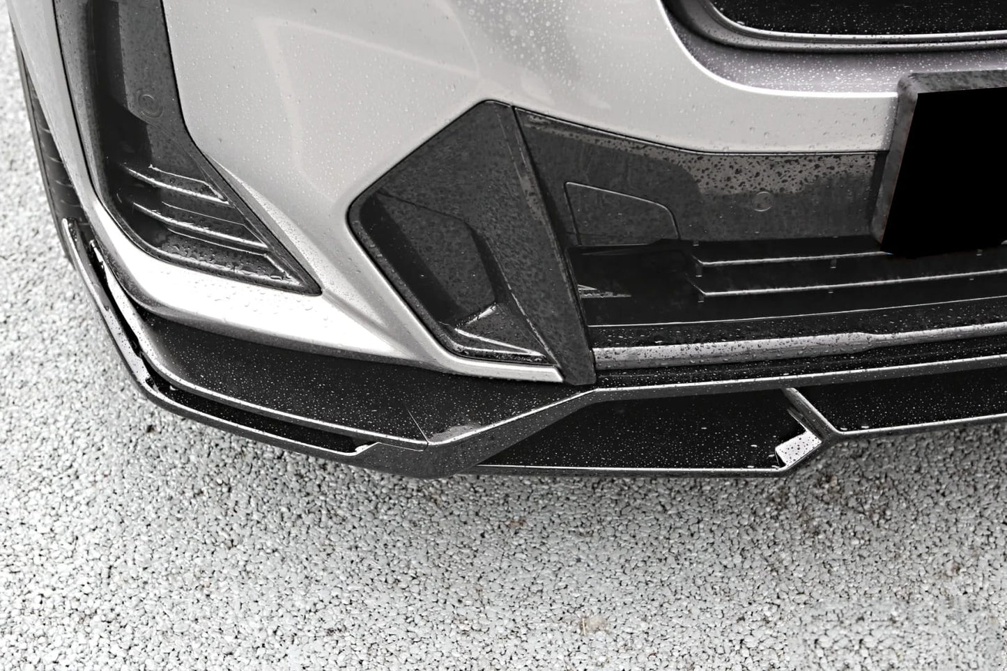 AERO CARBON - BMW X3 G01 / X4 G02 LCI GLOSSY BLACK FRONT LIP V STYLE - Aero Carbon UK