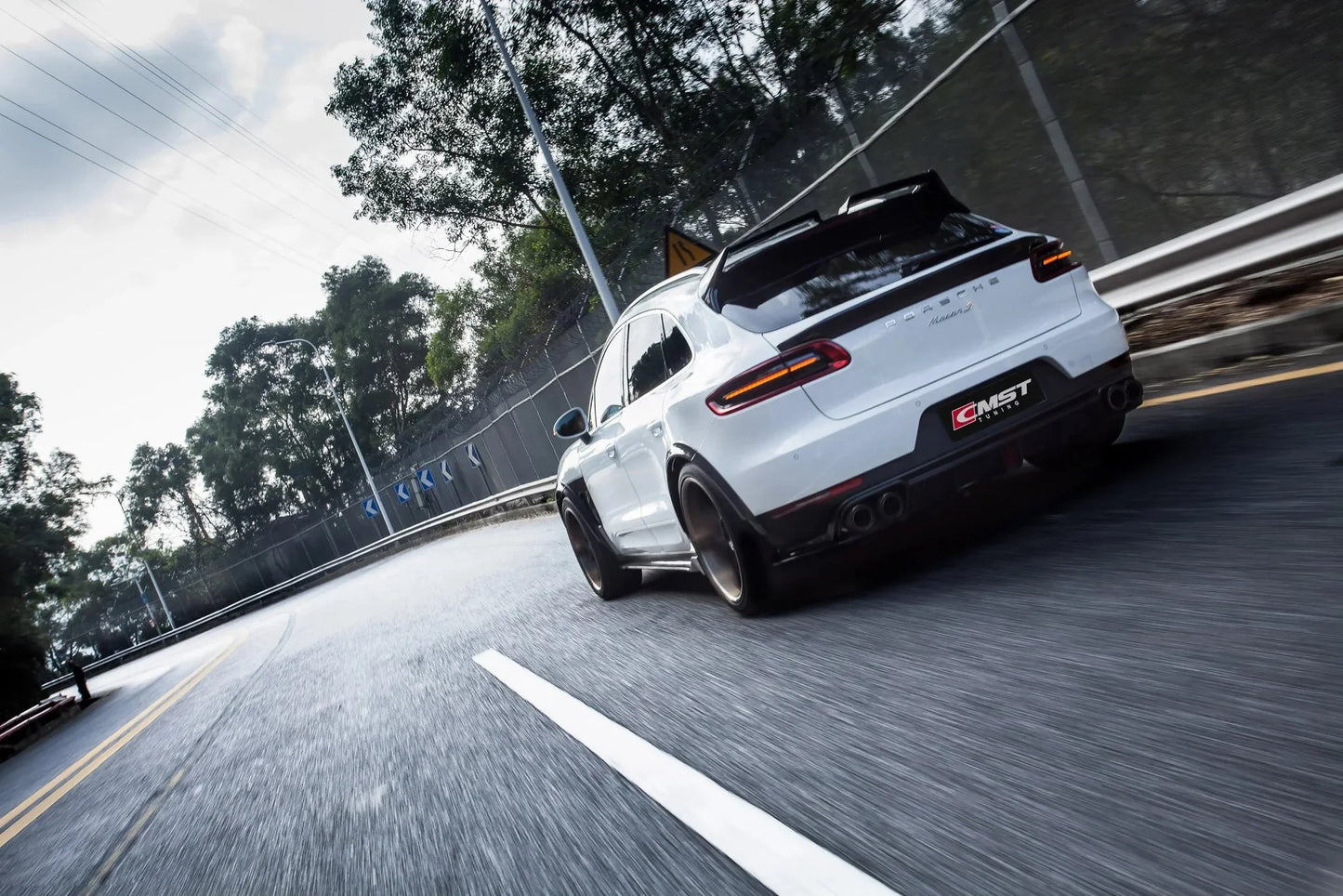 CMST - PORSCHE MACAN CARBON FIBRE REAR DIFFUSER 2015-18 - Aero Carbon UK