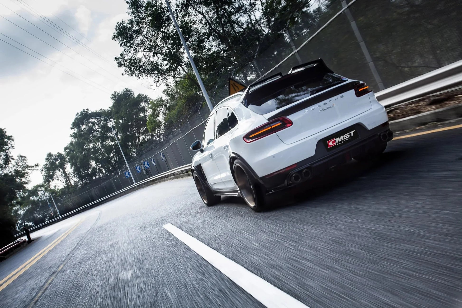 CMST - PORSCHE MACAN CARBON FIBRE REAR DIFFUSER 2015-18 - Aero Carbon UK